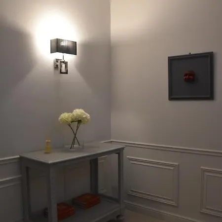 Maccus לינה וארוחת בוקר נאפולי